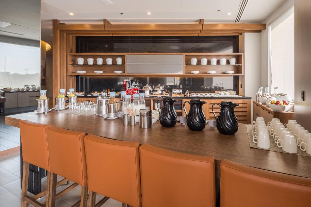 Ac Hotel By Marriott Guadalajara Expo Zapopan Extérieur photo